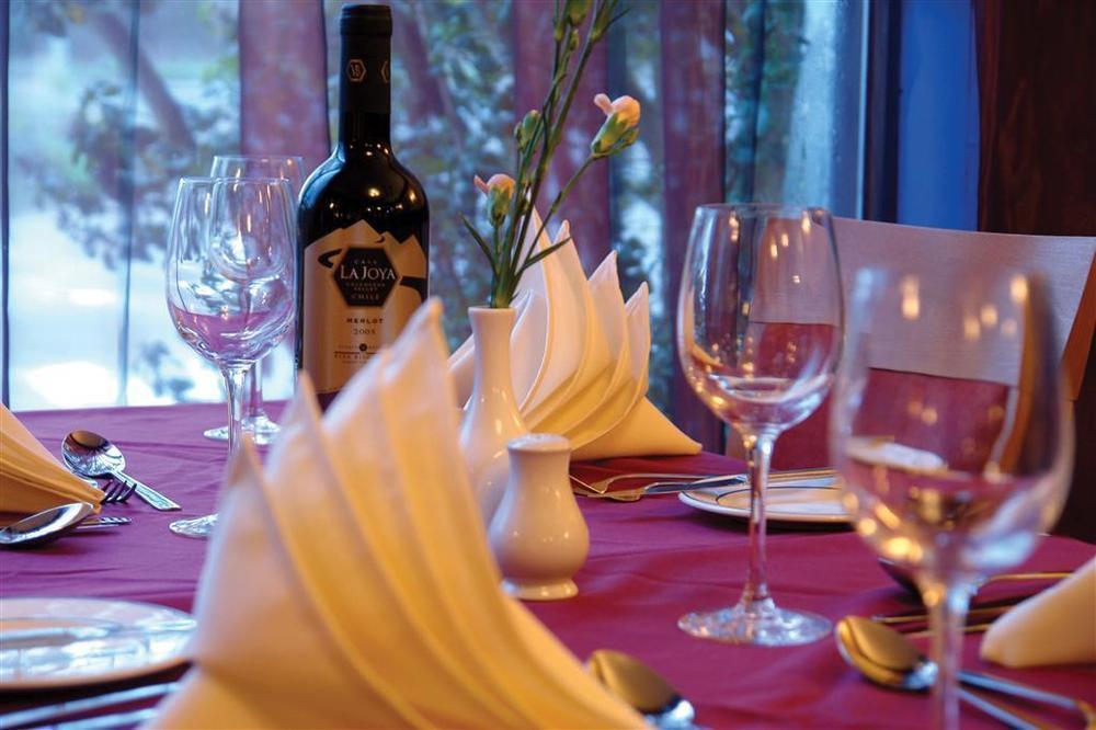 The Bell Hotel Epping Restaurant photo