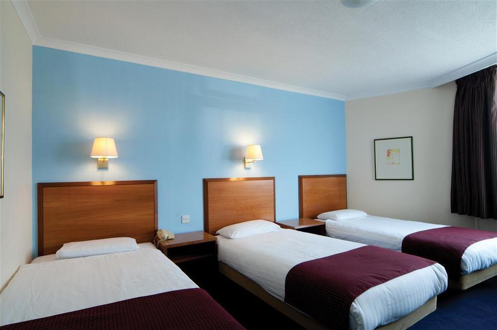 The Bell Hotel Epping Room photo